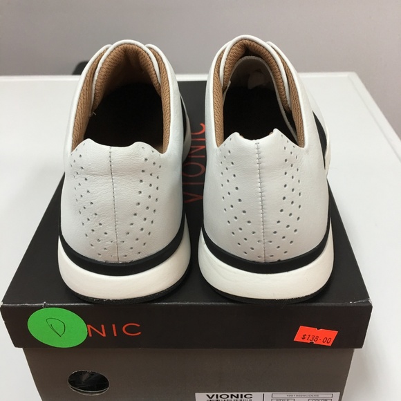 Vionic-Codie- White/Black - Picture 3 of 6